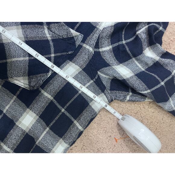 Lucky Brand Women's Blue Plaid Button-Front Shirt - L - Picture 4 of 6